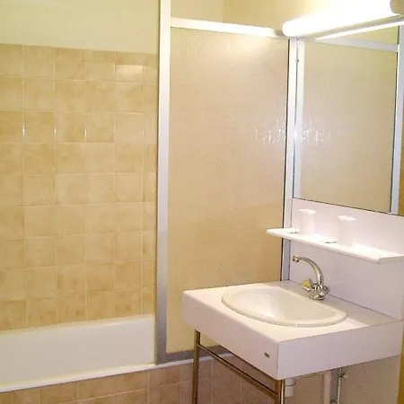 Abbaye Royale Hotel *