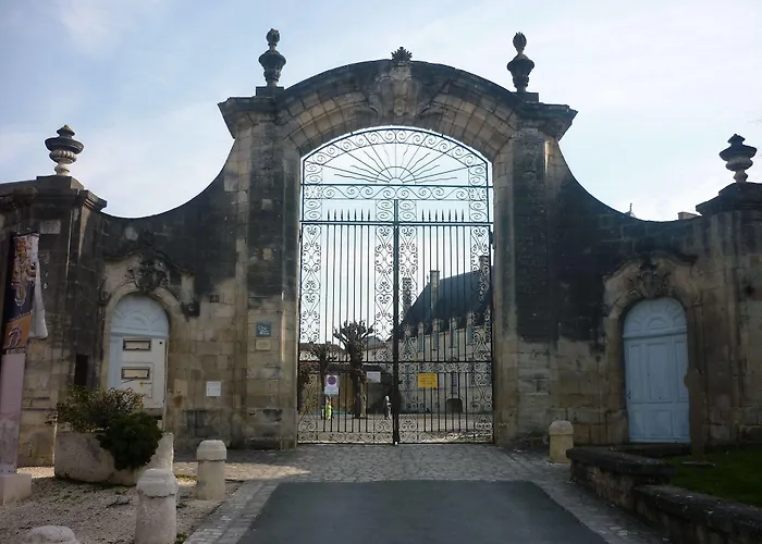 Abbaye Royale Hotel Saint-Jean-dʼAngély